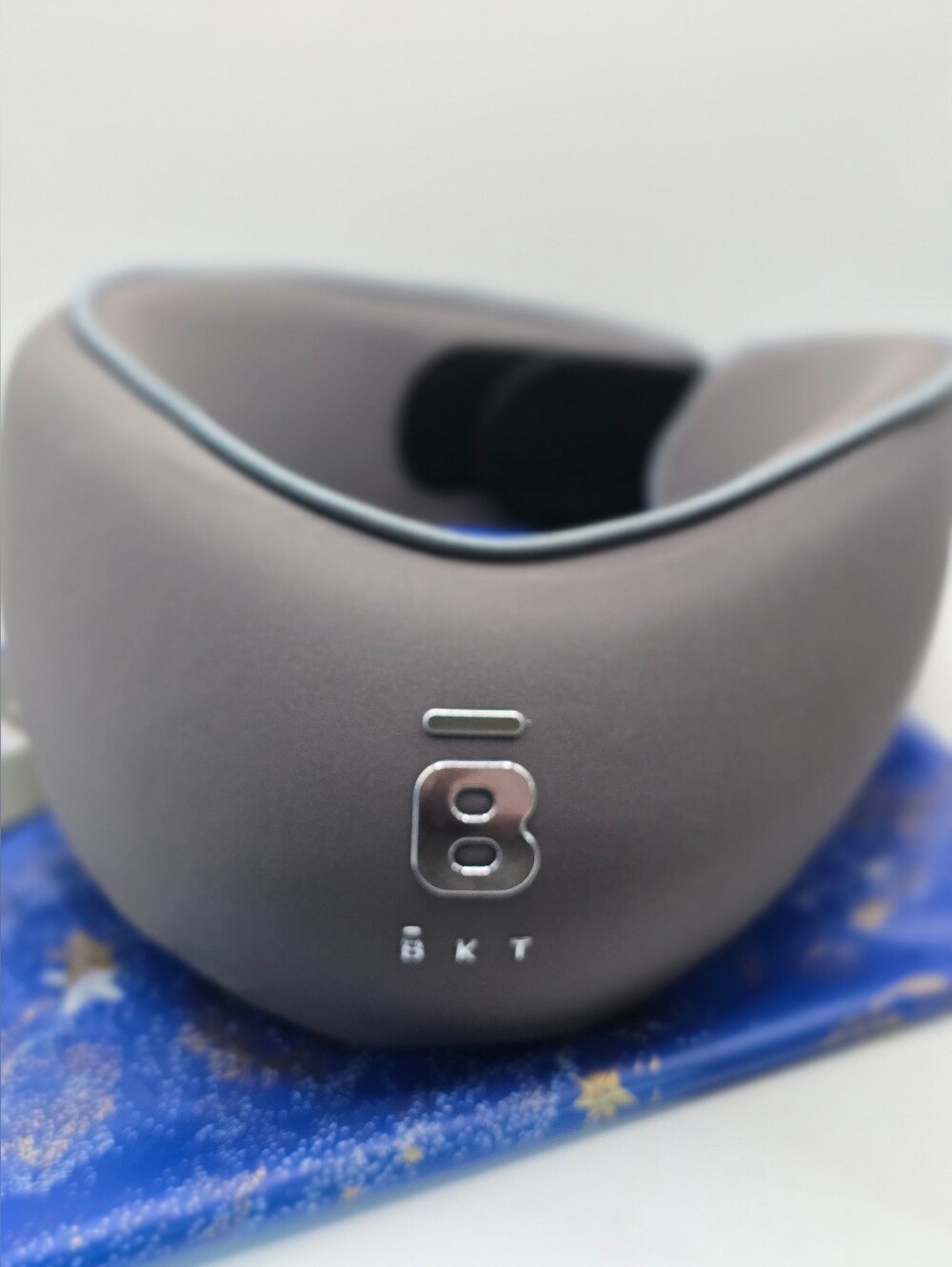 NWT - Sleek Gray Travel Pillow with Memory Foam